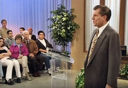 Voice of Prophecy Speaks - Lonnie Melashenko